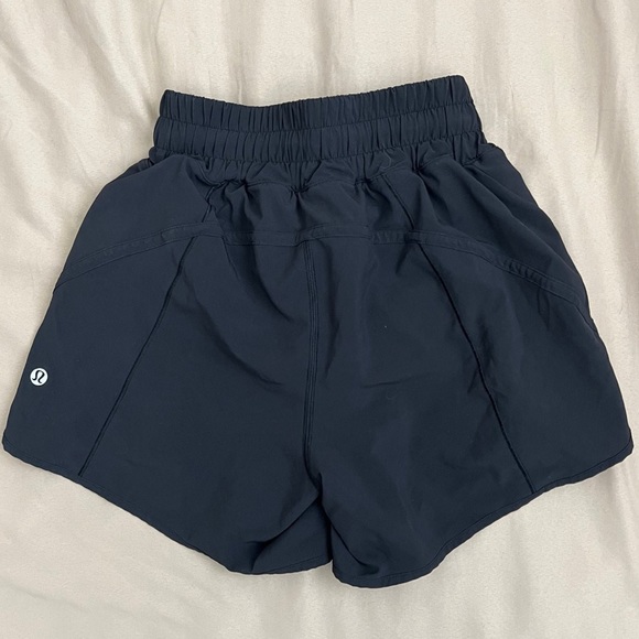 Lululemon Black Track That High-Rise Lined - Picture 4 of 6